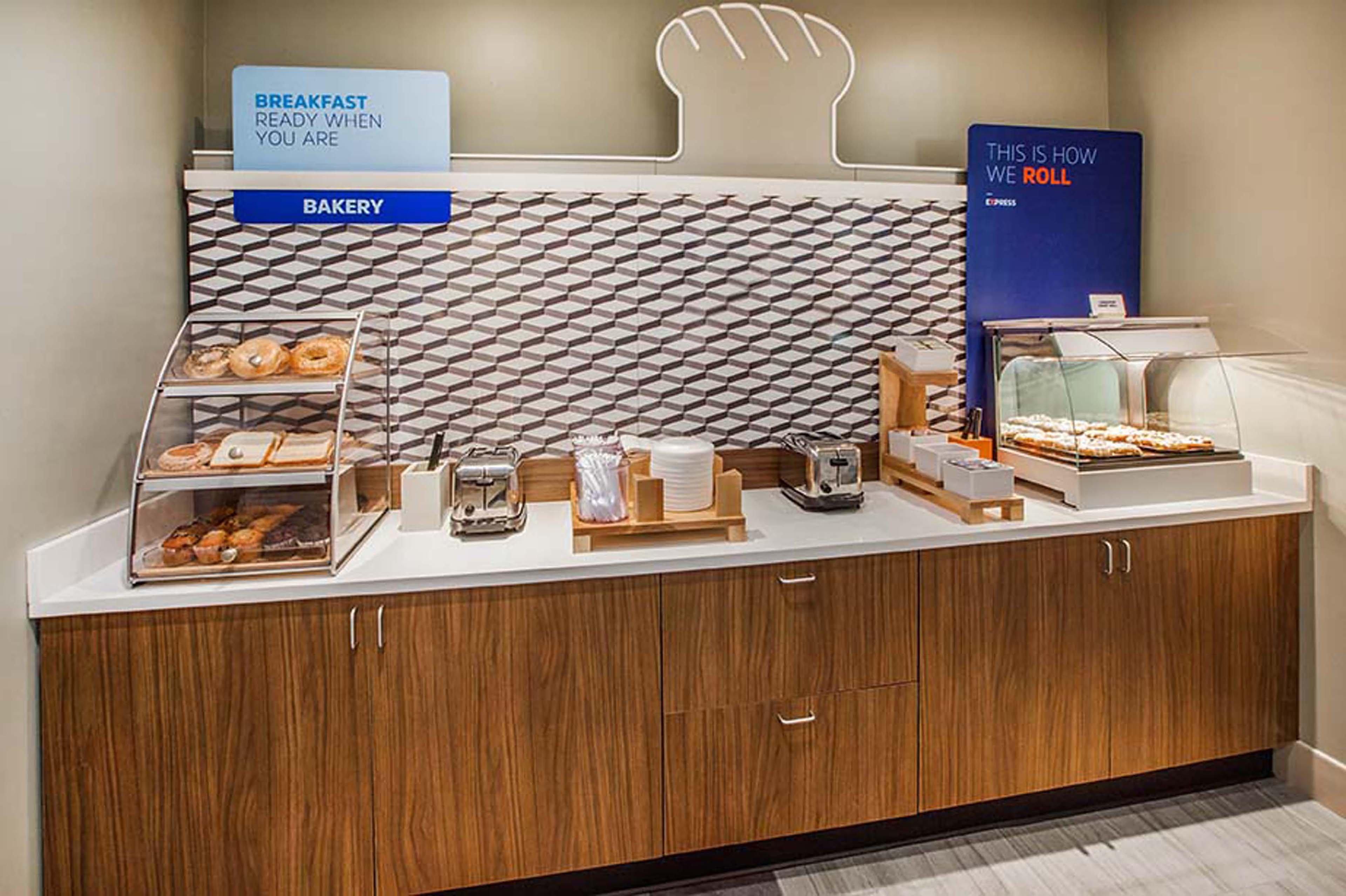 Holiday Inn Express Hotel & Suites Ashland By Ihg Екстериор снимка