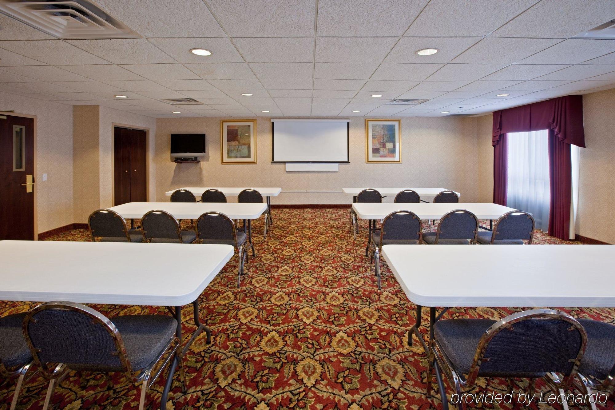 Holiday Inn Express Hotel & Suites Ashland By Ihg Съоръжения снимка
