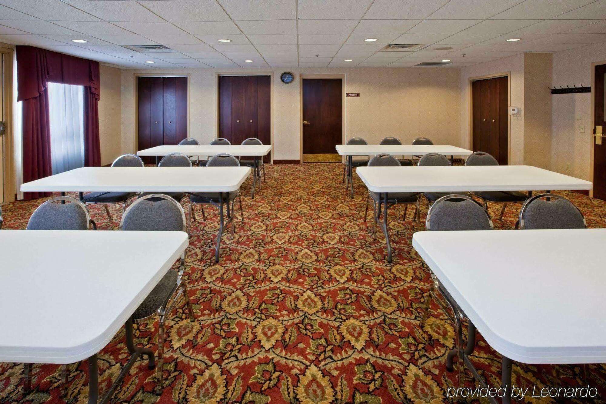 Holiday Inn Express Hotel & Suites Ashland By Ihg Екстериор снимка